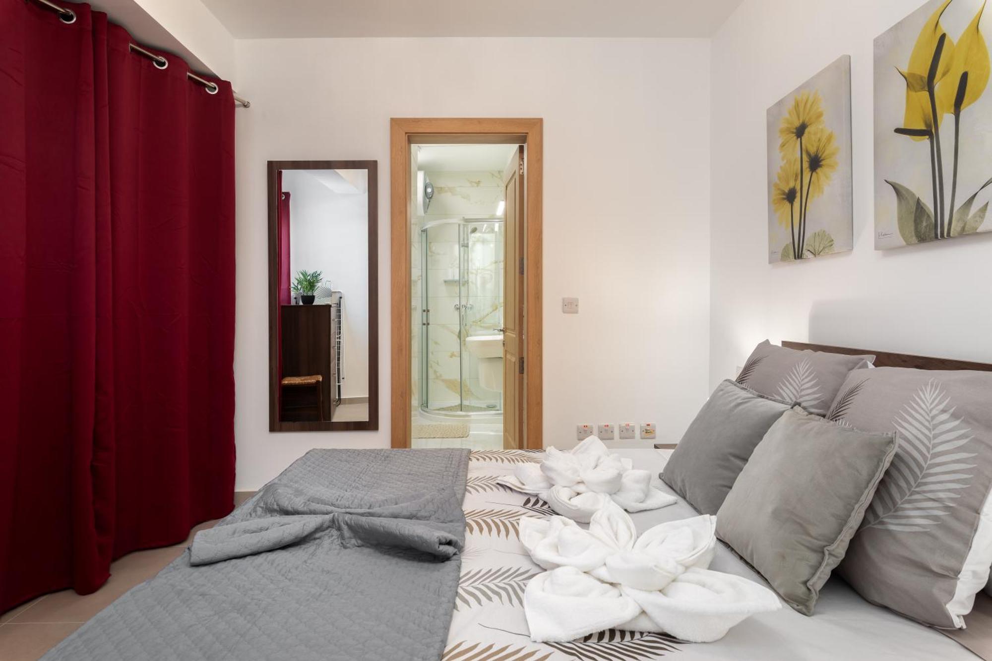 Modern 2Br Stylish Apartment With 2 Balconies - Close To St Julian'S & Sliema & Yacht Marina Pietà المظهر الخارجي الصورة